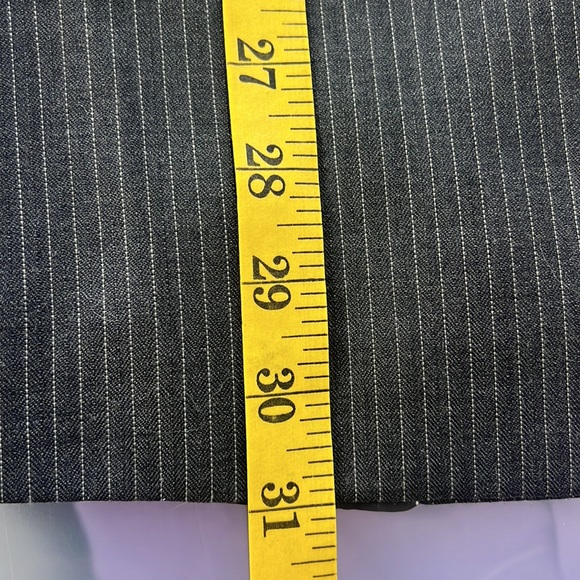 Tommy Hilfiger 38R Gray Pinstripe 100% Wool Gray Blazer Suit Jacket - Picture 7 of 9
